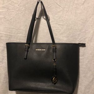Michael Kors Jet Set Saffiano Laptop Bag Tote